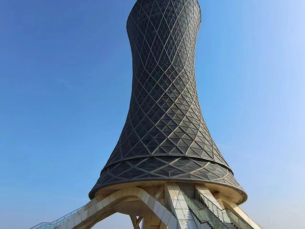 煙臺福萊山景觀塔玻璃施工 (2).jpg