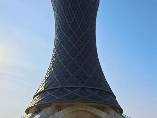 煙臺福萊山景觀塔玻璃施工 (6).jpg